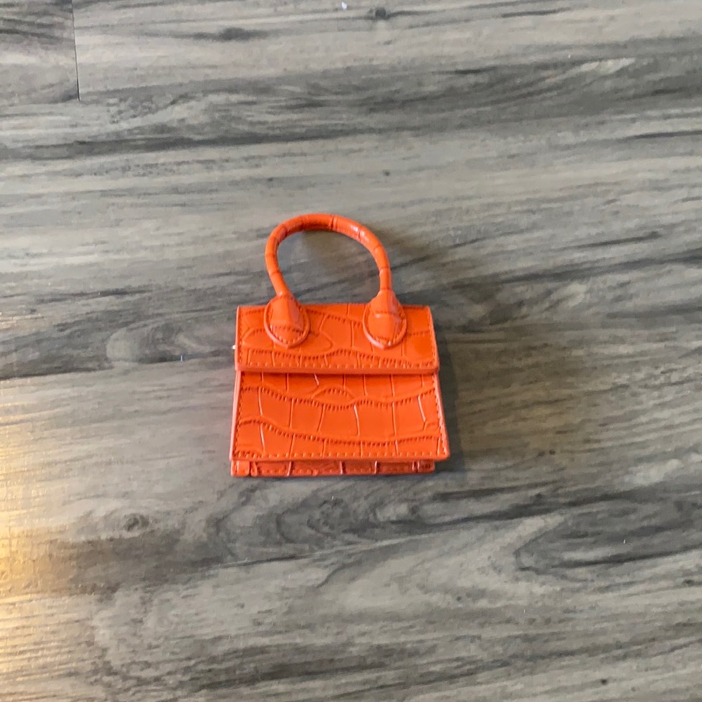 ORANGE MINI PURSE